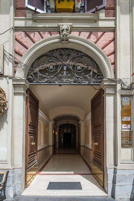 A Picture Of Roma
