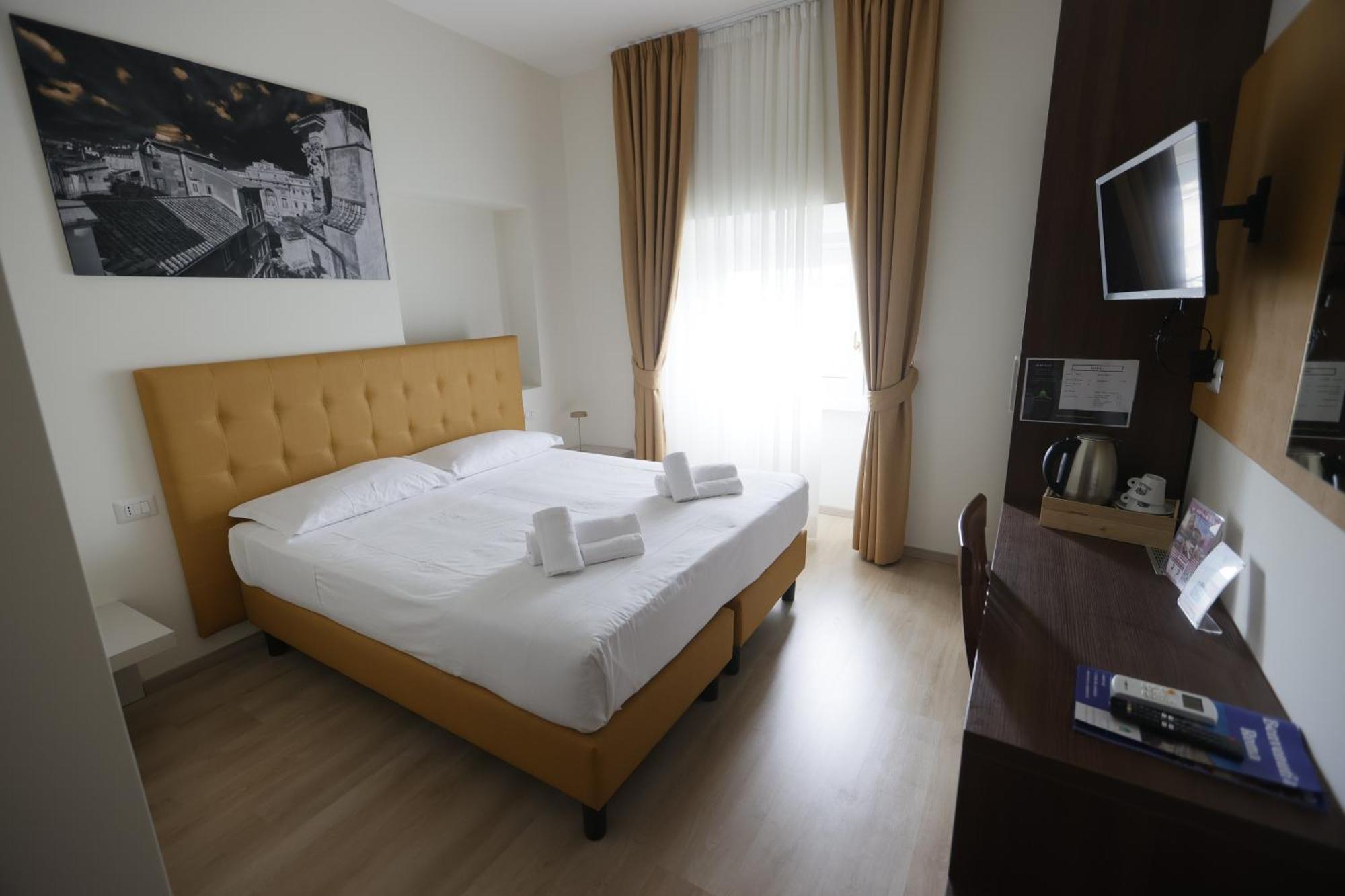 A Picture Of 2* Roma