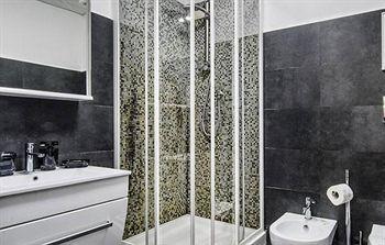 A Picture Of 2*