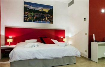 A Picture Of 2* Roma